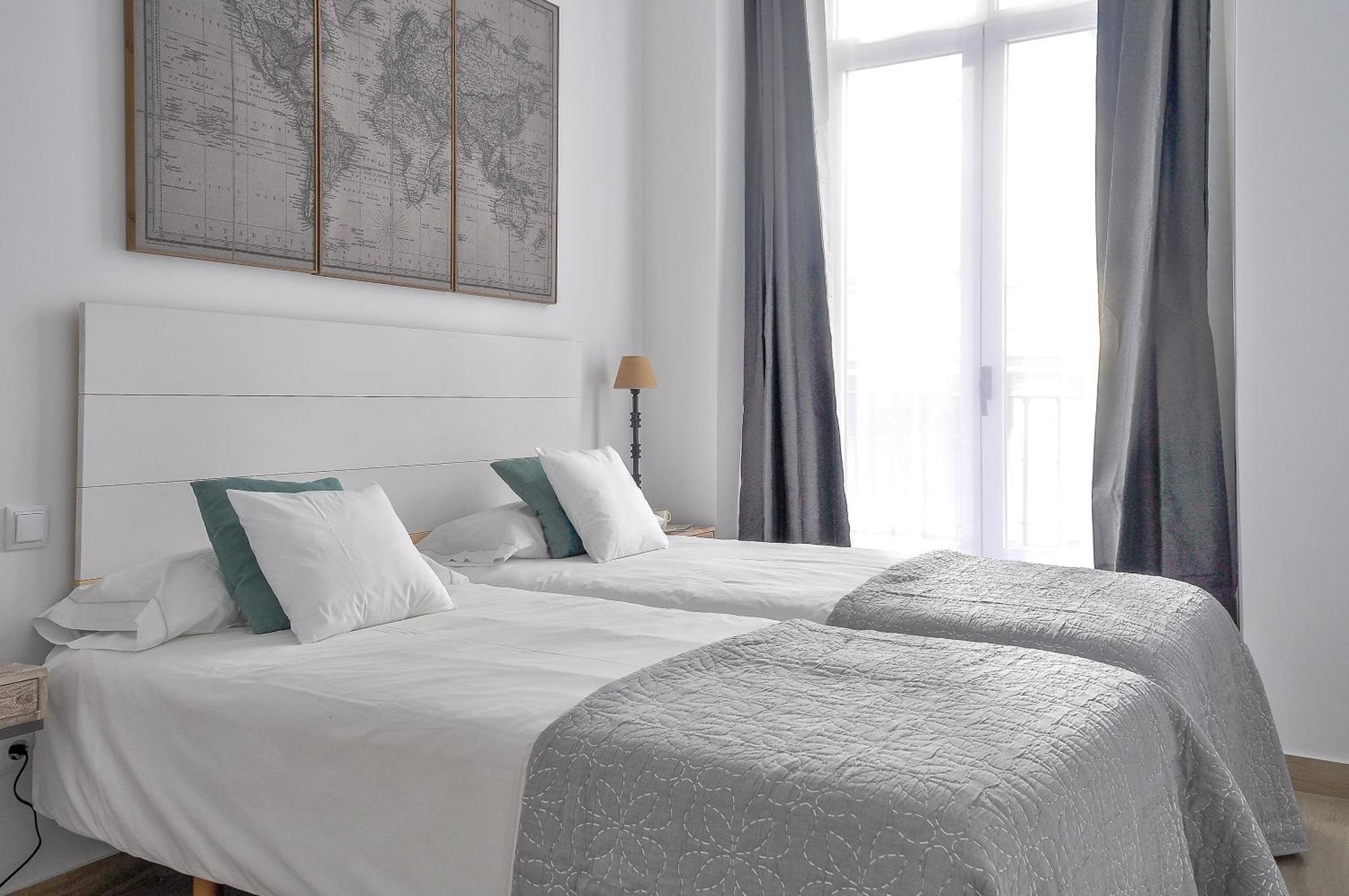 Apartamento En Puerta Del Sol 2A มาดริด ภายนอก รูปภาพ