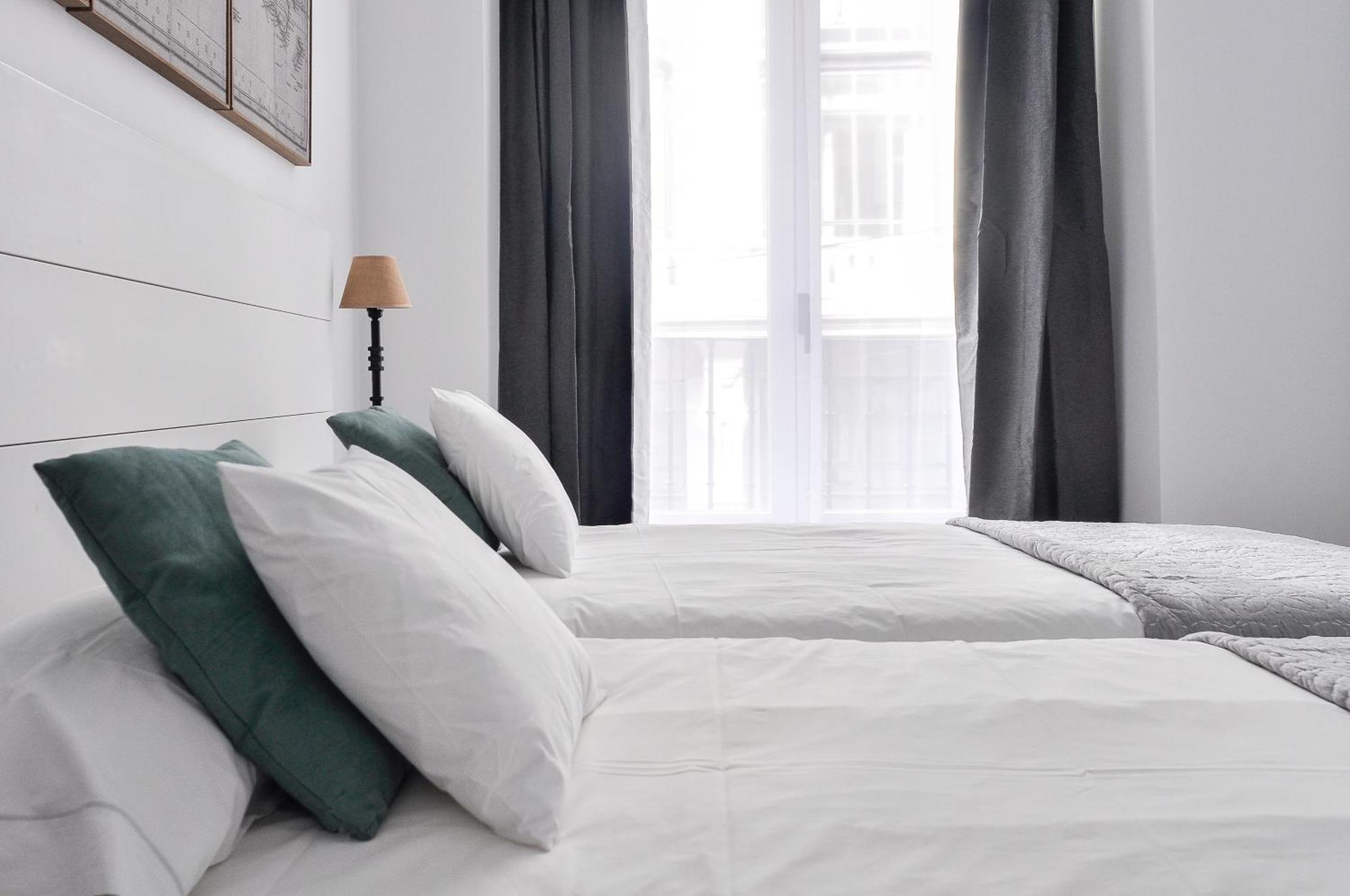 Apartamento En Puerta Del Sol 2A มาดริด ภายนอก รูปภาพ